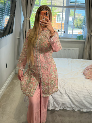 Azra Pink x