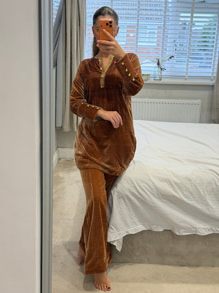 Velvet 2 piece brown