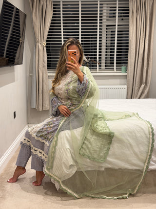 Maria Luxe Pastel Green x