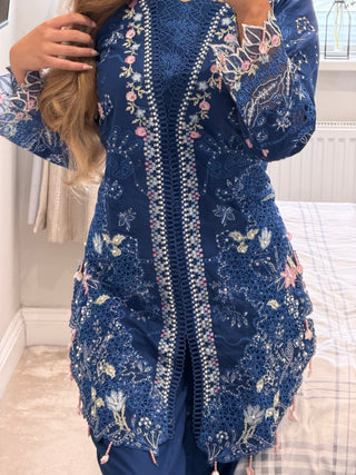 Luxury Blossom x