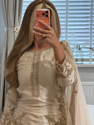 Jasmine Gold