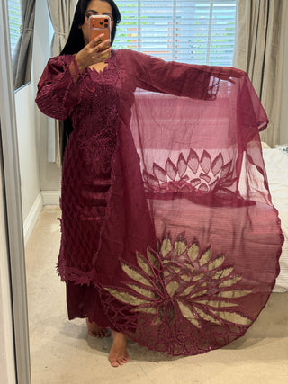Rang Rasiya Red x
