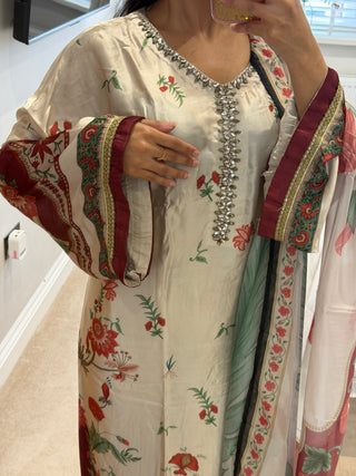Maria Kaftan White Blossom x