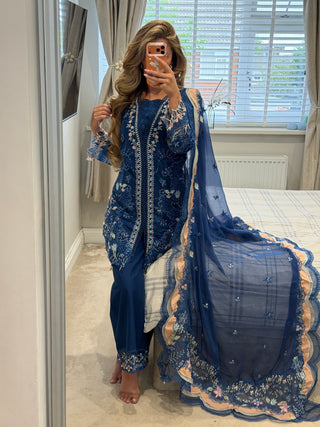 Luxury Blossom x