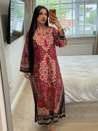 Amali Rouge x
