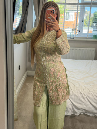 Azra Mint x