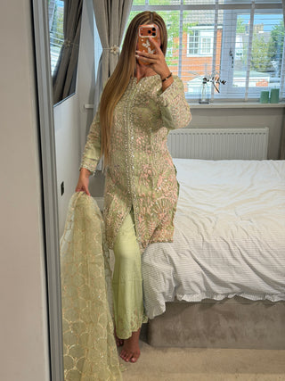 Azra Mint x