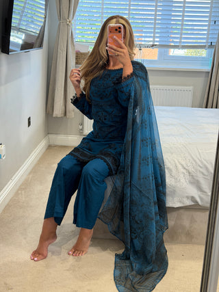 Parisa Blue
