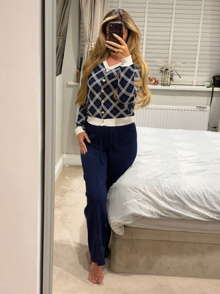 Tia Navy