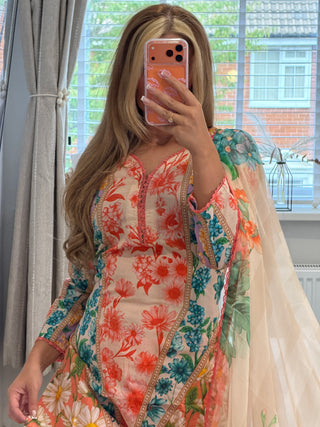 Bloom in Peach