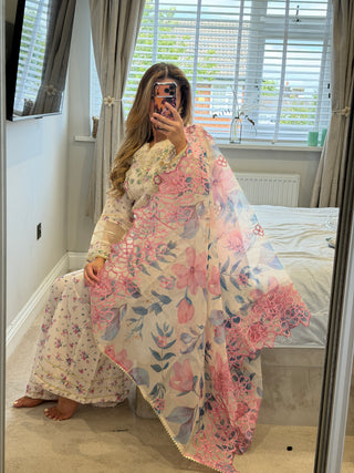 Minaal Pink