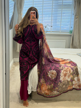 Esra Pink x