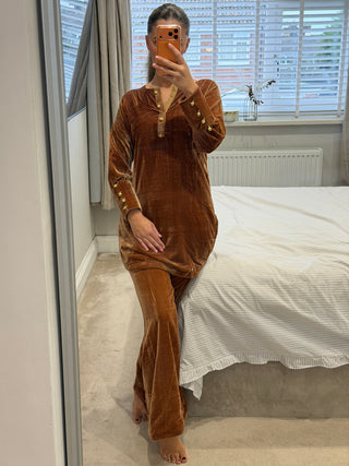 Velvet 2 piece brown