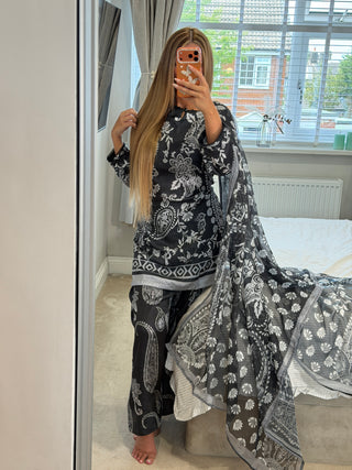 Luxe Silk Aira x