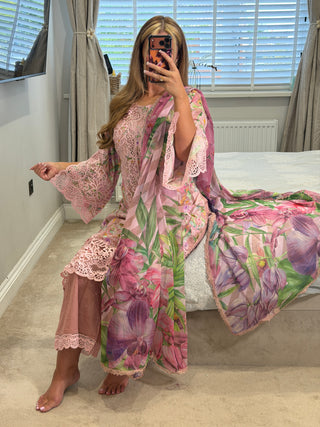 Karma Vintage Rose