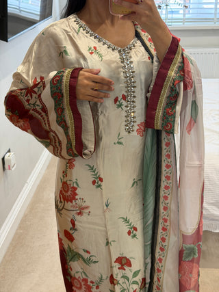 Maria Kaftan White Blossom x
