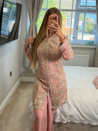 Azra Pink x