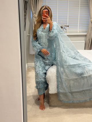 Maria Blue  x