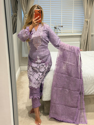 Maria Lilac x