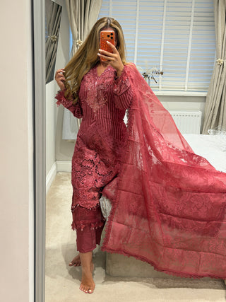 Maria Pink x
