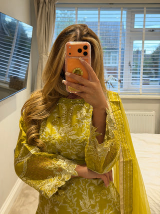 Amina Luxe x