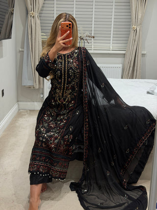 Agha Noor Noir x