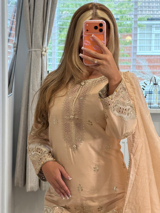 Malaika Gold