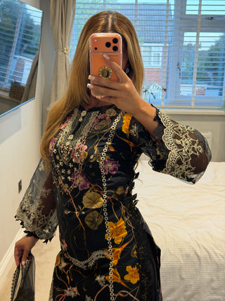 Noir Blossom x