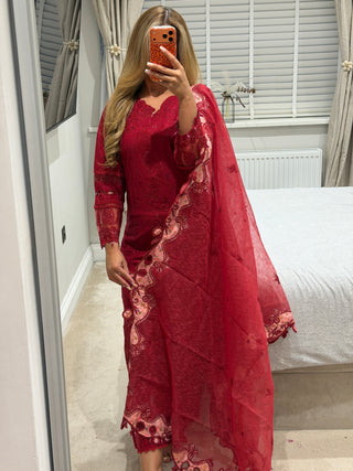 Rouge Dream x