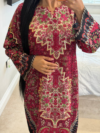 Amali Rouge x
