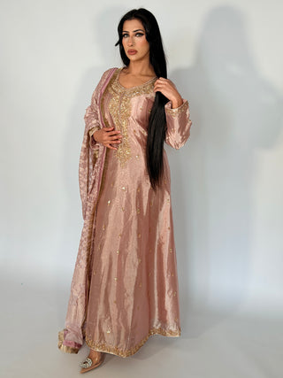 Royale Emaan Pink