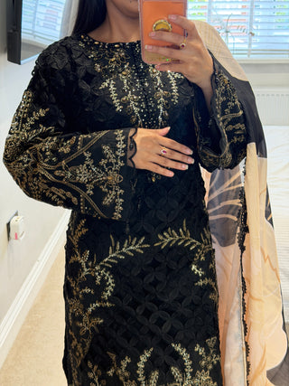 Ilara Luxe Black x