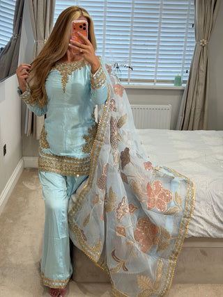 Naila Blue Luxe