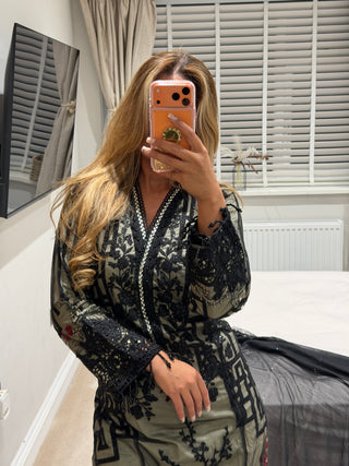 Maria Lace Rose x