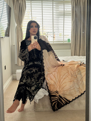Ilara Luxe Black x