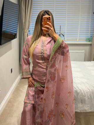 Pastel Edit Pink x